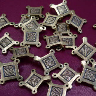 Kiteen kansallispuvun liivinhakaset